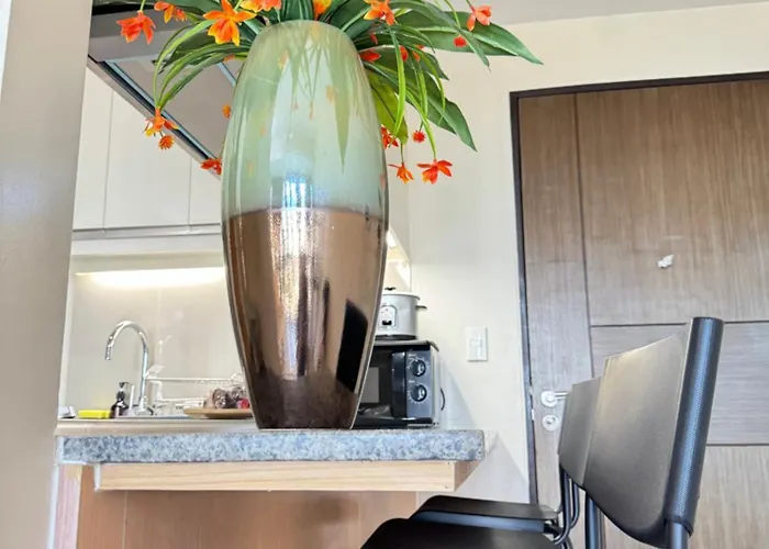 Eastwood Global Plaza Luxury 1bed With 2 Toilets And Laundry